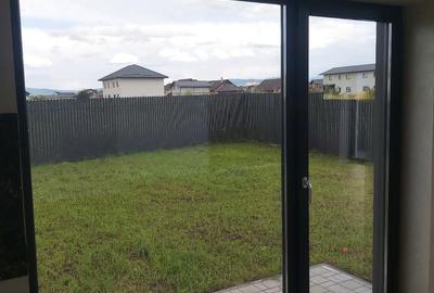 Casă cu 3 camere cu Teren 500 Mp în Tărlungeni