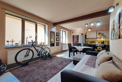 Apartament cu 3 camere semidecomandat în Centrul Istoric - 3