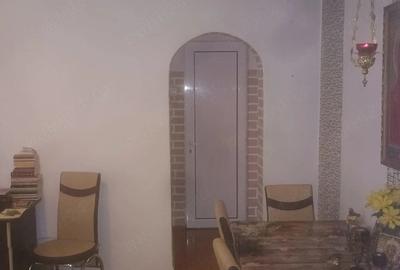 Apartament cu 3 camere decomandat în Central - 3