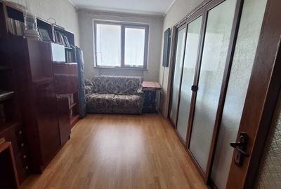 Apartament cu 3 camere decomandat în Micro 39