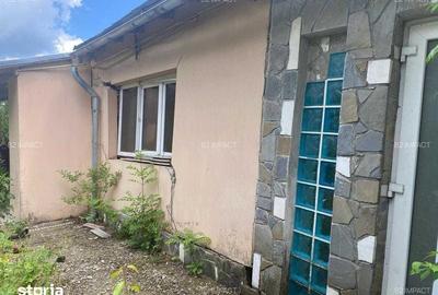 Casă cu 3 camere cu Teren 48 Mp în Poiana - 3