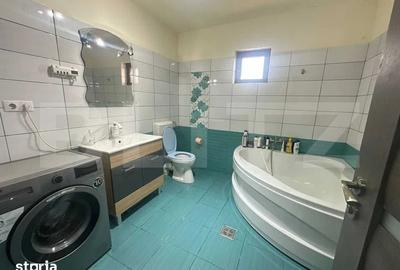 Casă cu 4 camere cu Teren 688 Mp în Unirii