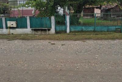 Casă cu 3 camere în Dătășeni