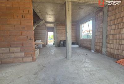 Duplex cu 4 camere cu Canalizare în Dumbrăvița - 28