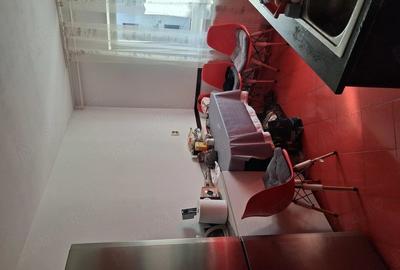 Apartament cu 2 camere semidecomandat în Exterior Vest