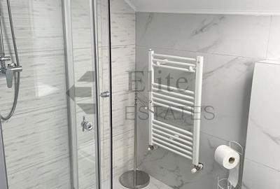 Casă cu 10 camere cu Teren 500 Mp în Sânmartin