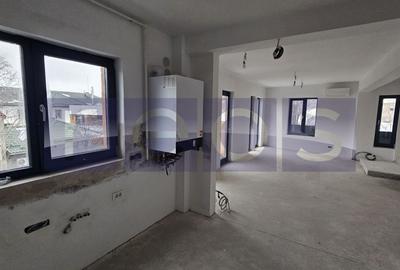 Casă individuală cu 9 camere cu Canalizare în Drumul Sării