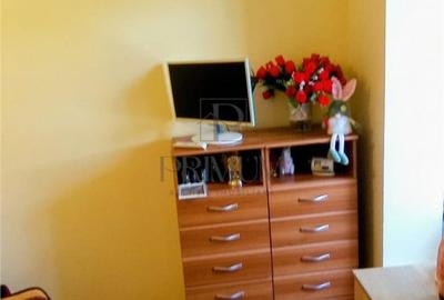 Apartament cu 2 camere semidecomandat în Dacia