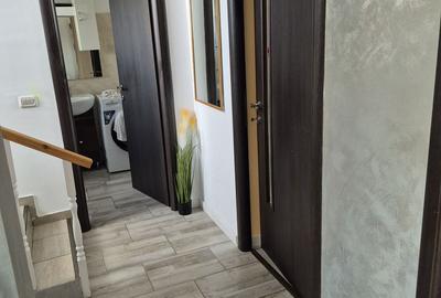 Casă cu 4 camere cu Teren 500 Mp în Stupini