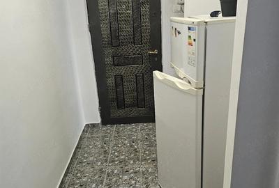 Garsonieră decomandată în Ostroveni
