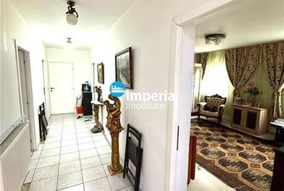 Casă individuală cu 8 camere cu Teren 300 Mp în Lunca Cetățuii - 1