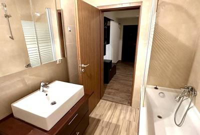 Apartament cu 2 camere decomandat în Miroslava