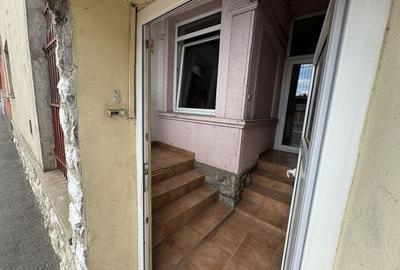 Casă cu 2 camere cu Teren 100 Mp în Ultracentral