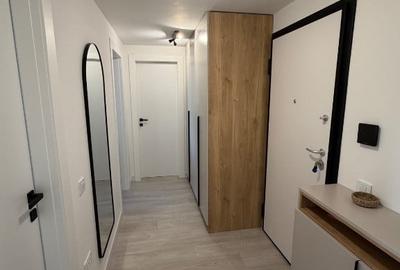 Apartament cu 2 camere decomandat în Jiului