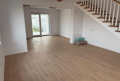 Duplex cu 4 camere cu Canalizare în Bucovăț (Remetea Mare) - 16