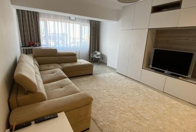 Apartament cu 2 camere decomandat, mobilat în Decebal