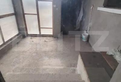 Casă cu 5 camere cu Teren 1140 Mp în Tomești - 10