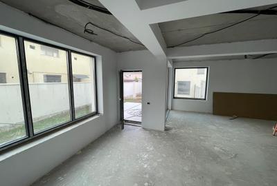 Duplex cu 4 camere cu Canalizare în Palazu Mare - 9