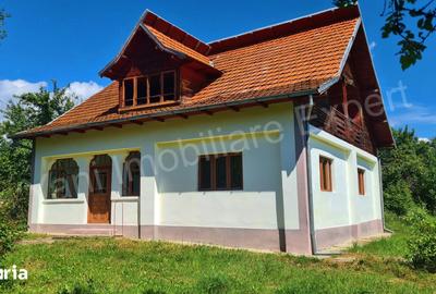 Casă cu 3 camere cu Teren 2401 Mp în Ciofrângeni