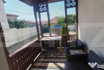 Apartament cu 2 camere semidecomandat în Calea București
