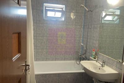 Apartament cu 2 camere semidecomandat în 13 Septembrie