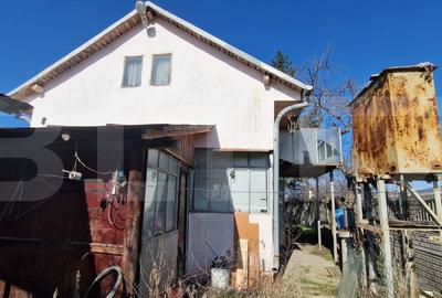 Casă cu 2 camere decomandat în Gârlești - 4