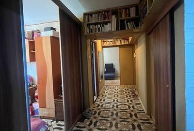 Apartament cu 3 camere decomandat, mobilat în Rahova - 12
