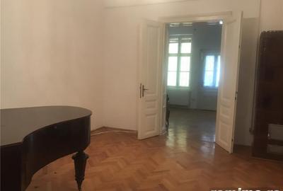 Casă individuală cu 4 camere cu Canalizare în P-ța Maria - 5