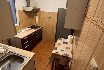 Apartament cu 2 camere decomandat în Progresul - 4