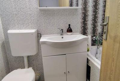 Apartament cu 3 camere în Micro 14 - 1
