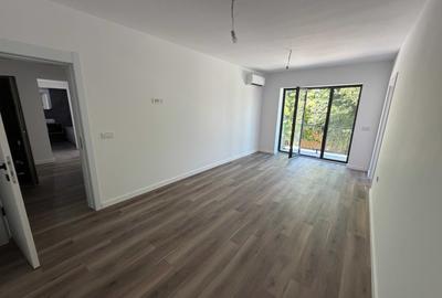 Spațiu comercial, de 75 mp, în Central