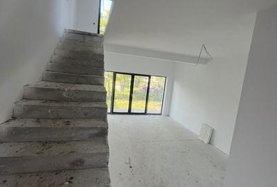 Casă cu 4 camere cu Teren 350 Mp în Jucu - 14