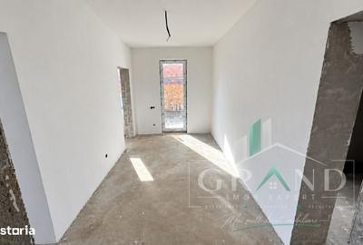 Casă cu 4 camere cu Teren 500 Mp în Feleacu