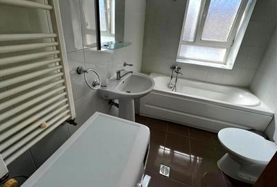 Apartament cu 2 camere decomandat în Banca Națională - 3