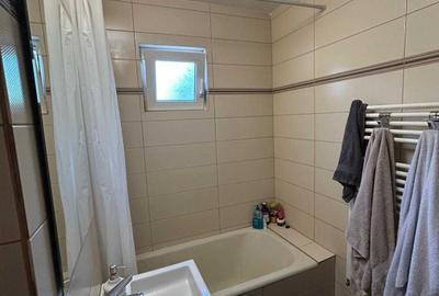Apartament cu 3 camere decomandat în Tudor - 8