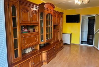 Apartament cu 2 camere semidecomandat în Exterior Vest