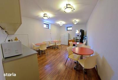Casă cu Teren 370 Mp în Romană