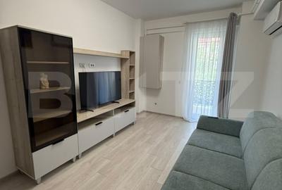 Apartament cu 2 camere decomandat, mobilat în Central