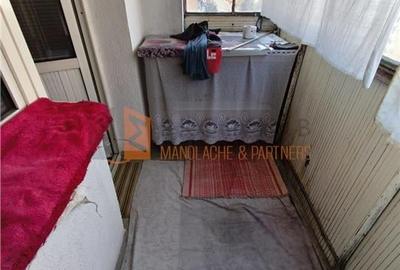 Apartament cu 3 camere decomandat, mobilat în Micro 3 - 16