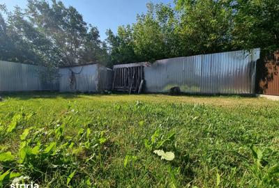 Casă cu 3 camere cu Teren 380 Mp în Letea