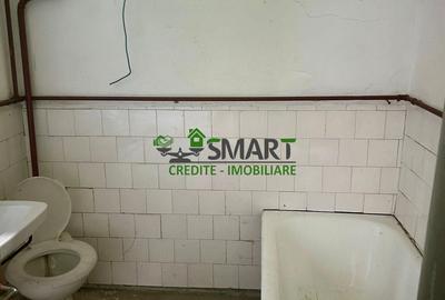 Casă cu 4 camere cu Teren 1278 Mp în Șișești - 2