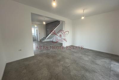 Duplex cu 4 camere cu Canalizare în Bucovăț (Remetea Mare) - 3