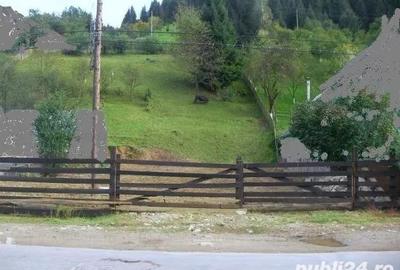 Teren de 1460 mp, în Central - 3