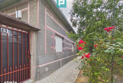 Casă cu 4 camere cu Teren 800 Mp în Mădăras