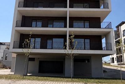 Apartament cu 3 camere decomandat în Turnișor
