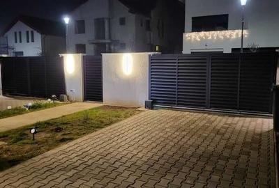 Casă cu 4 camere cu Teren 400 Mp în Central