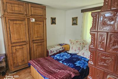 Casă cu 4 camere în Păstrăveni - 1