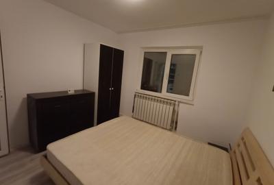 Apartament cu 3 camere decomandat în Baza 3 - 5