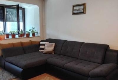 Apartament cu 2 camere semidecomandat în Dristor