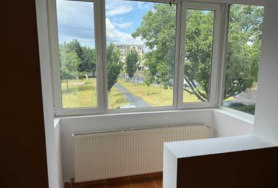 Apartament cu 2 camere semidecomandat, mobilat în Exterior Vest - 2